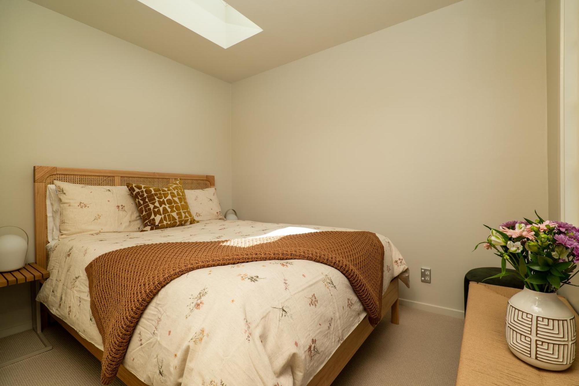 Luxurious Central City Living Christchurch Buitenkant foto