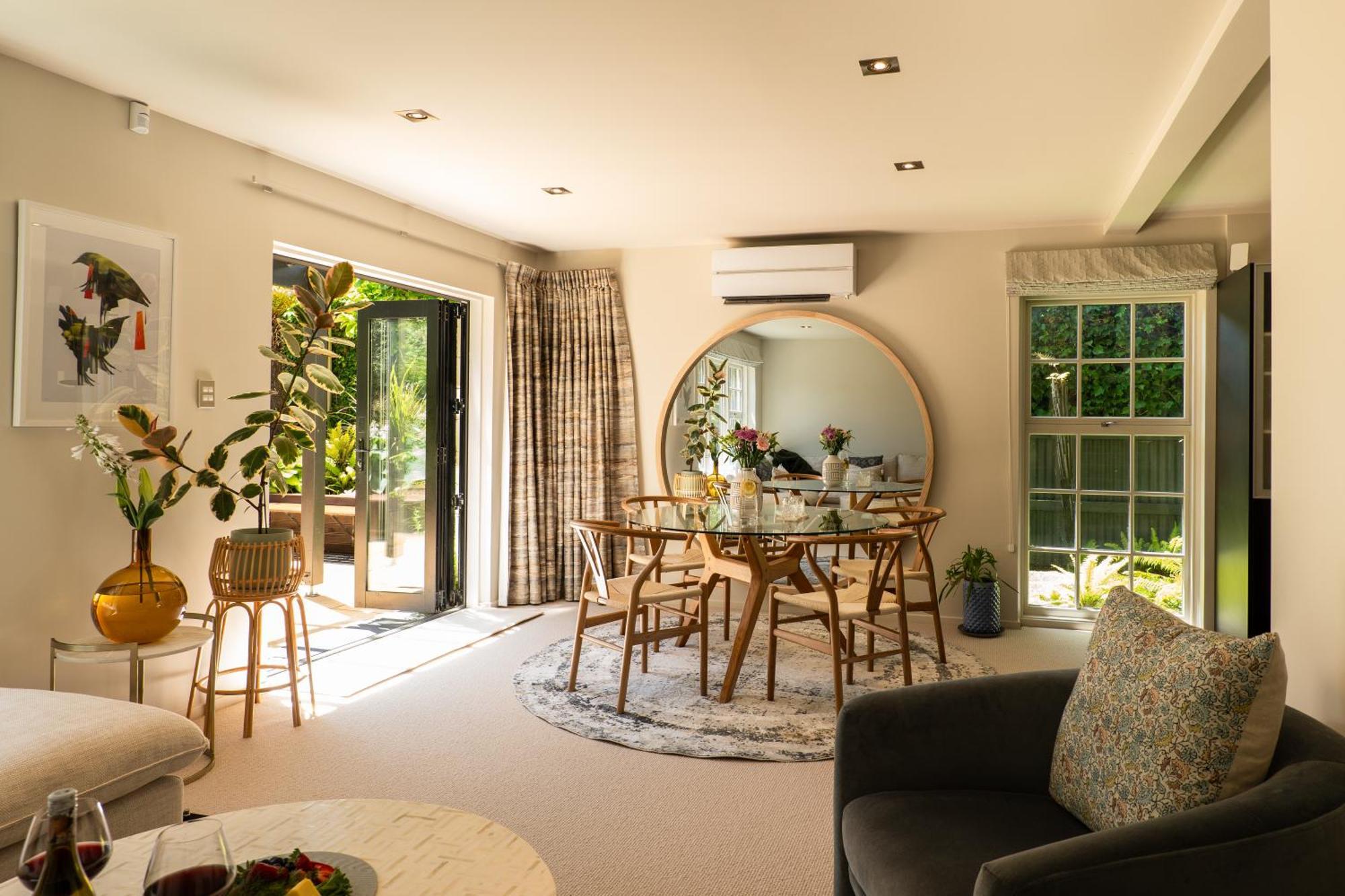 Luxurious Central City Living Christchurch Buitenkant foto